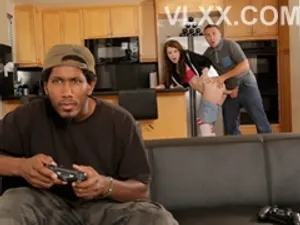 Biến cô giáo Miu Shiromine thành bồn chứa tinh