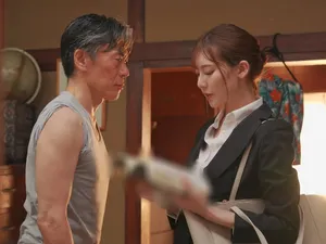 Đi mua cơm mà em lại tặng thêm sò lông tươi rói