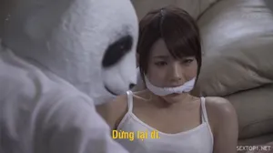 Anh trai thường xuyên làm tình nhỏ em kế nghiện tình dục dù ba má ở nhà